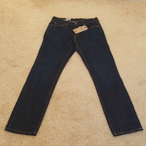 NWT! Levi's Dark Blue Size 30 × 34 Jeans